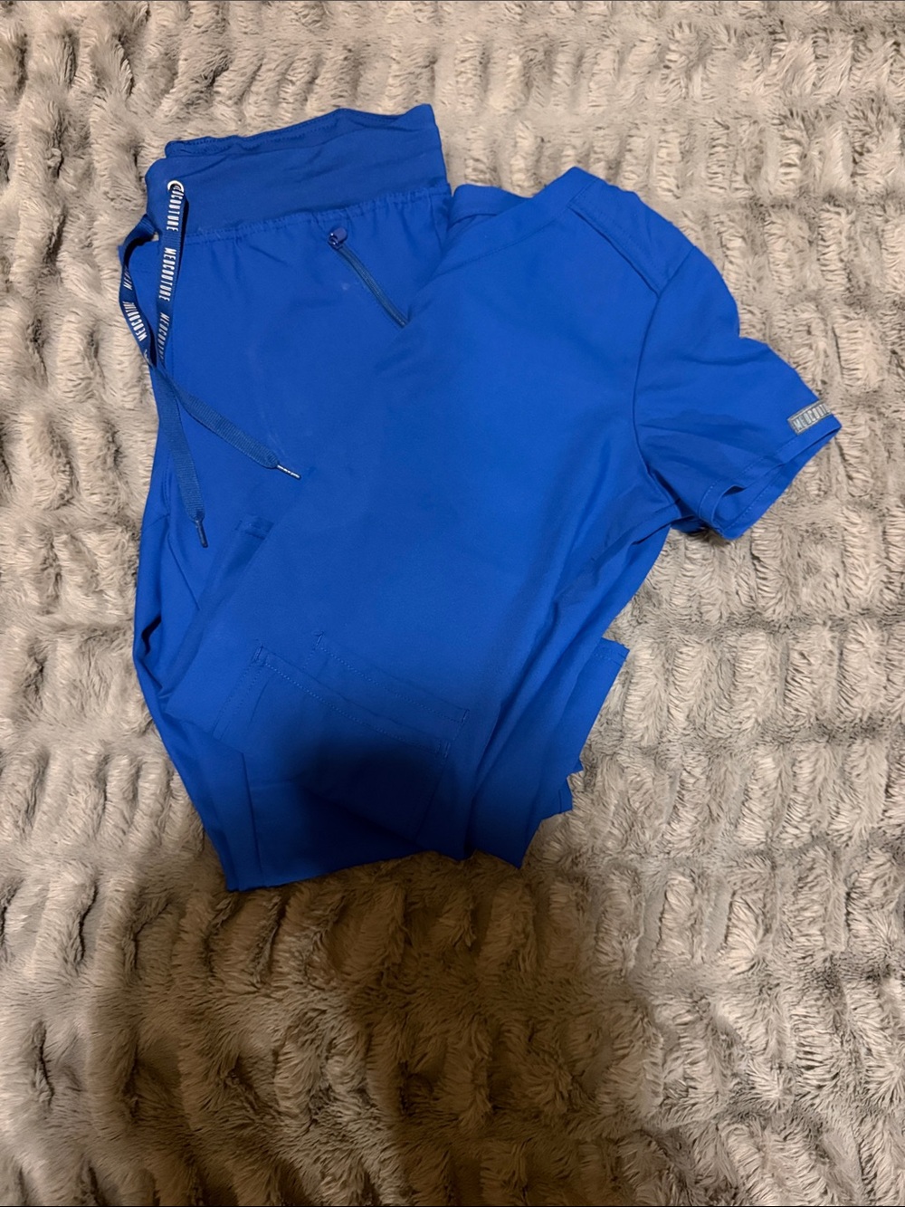 Med Couture Women’s Scrub Set - Royal Blue